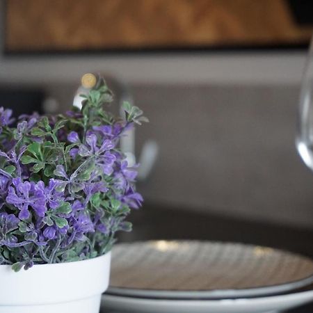 Appart Chic & Moderne Avec Balcon ลารอช-ซูร์-ยง ภายนอก รูปภาพ