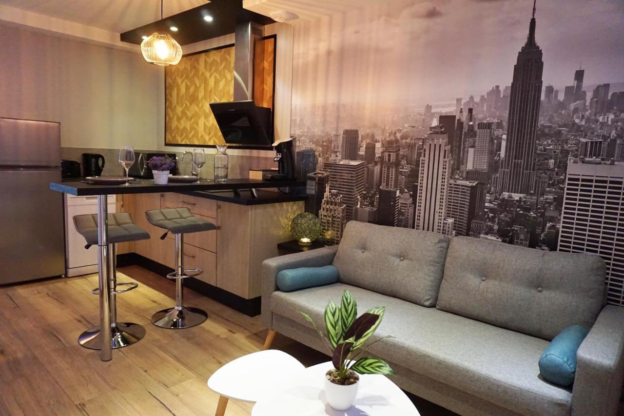 Appart Chic & Moderne Avec Balcon ลารอช-ซูร์-ยง ภายนอก รูปภาพ
