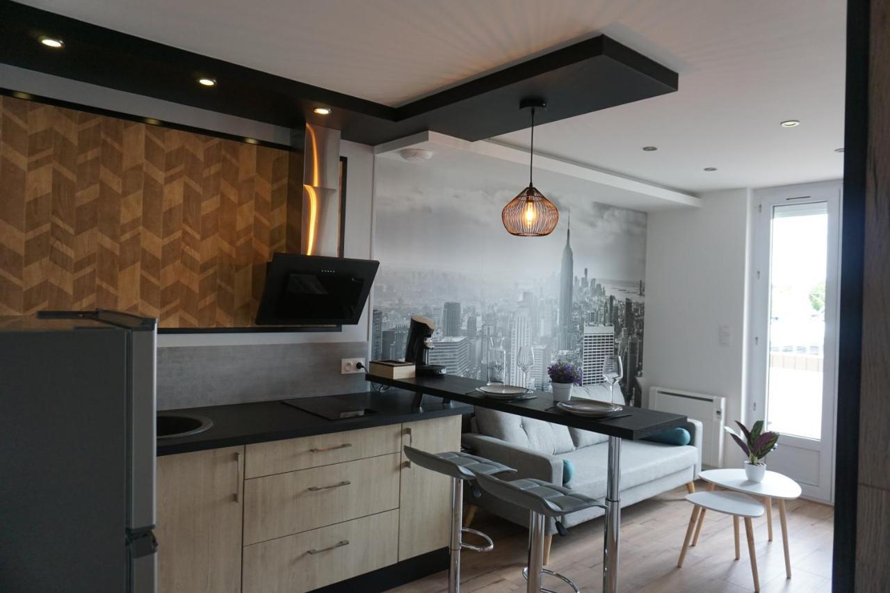 Appart Chic & Moderne Avec Balcon ลารอช-ซูร์-ยง ภายนอก รูปภาพ