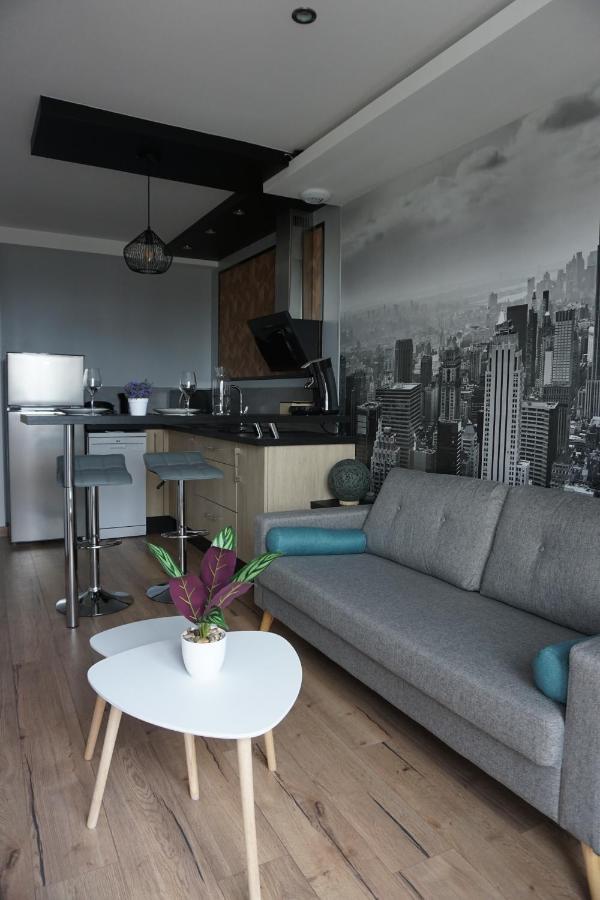 Appart Chic & Moderne Avec Balcon ลารอช-ซูร์-ยง ภายนอก รูปภาพ